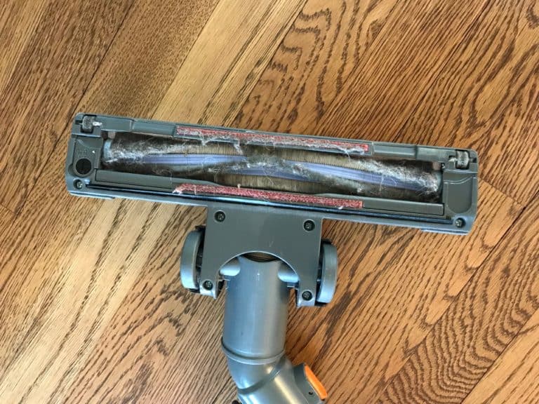 The 4 Best Vacuums for Hardwood Floors and Area Rugs (With Pictures)