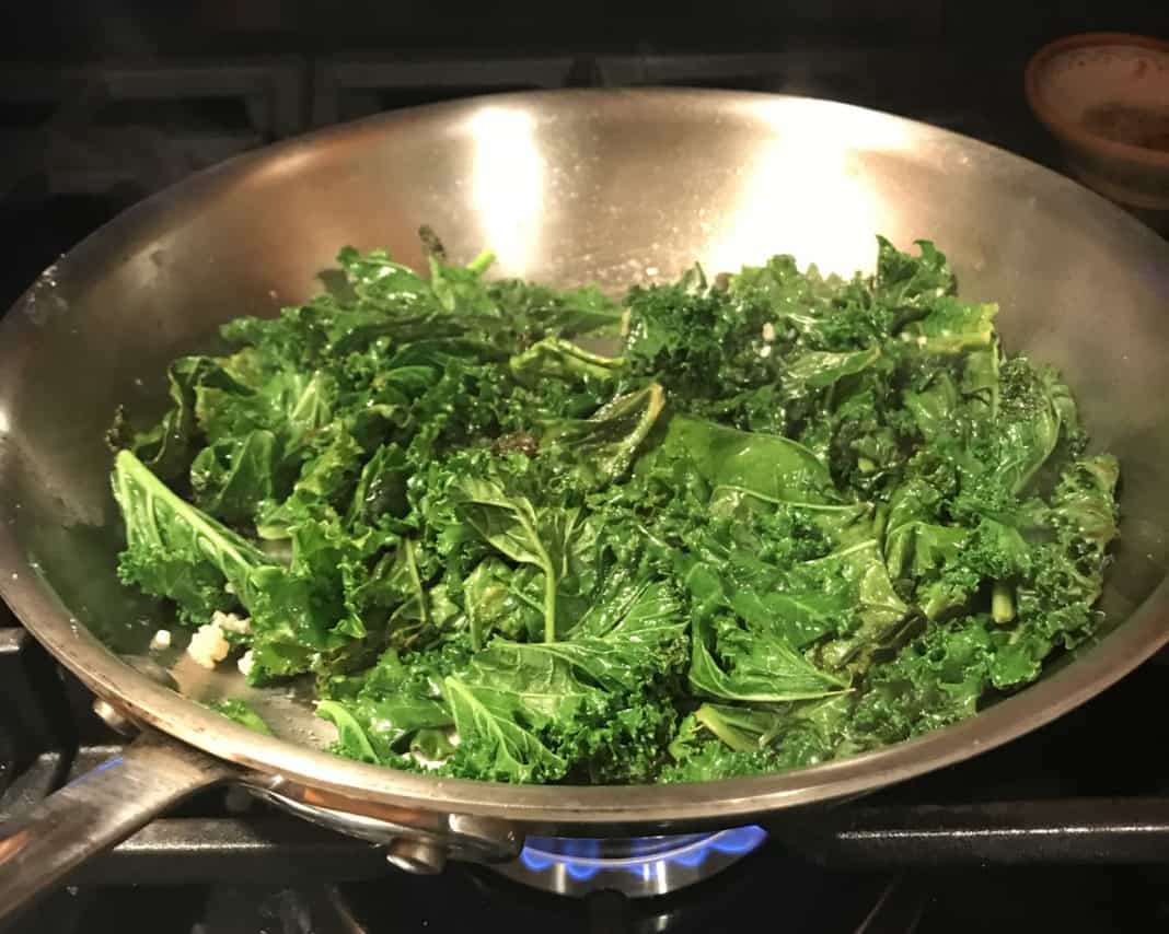 AllClad vs. Calphalon (Differences, Similarities, Pros, Cons) Prudent Reviews