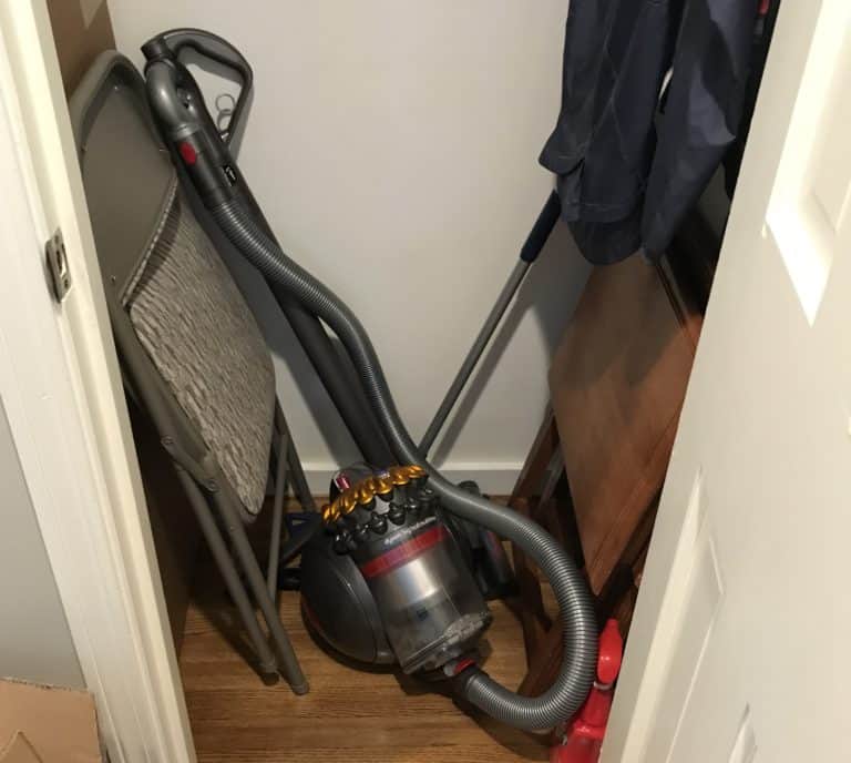 Canister vs. Upright Vacuums (Which Are Better?) Prudent Reviews