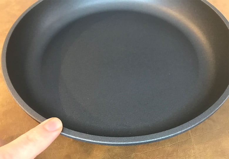 Swiss Diamond Cookware Review With Pictures Prudent Reviews   Swiss Diamond HD Classic Frying Pan Thickness 