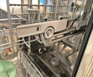 Bosch 300 vs. 800 Dishwashers (7 Key Differences) - Prudent Reviews