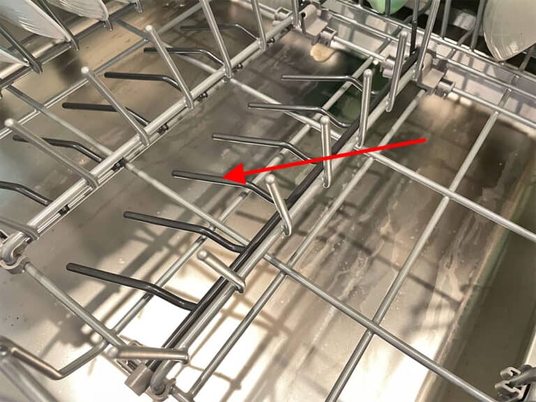 Bosch 100 vs. 300 Series Dishwashers (8 Key Differences)