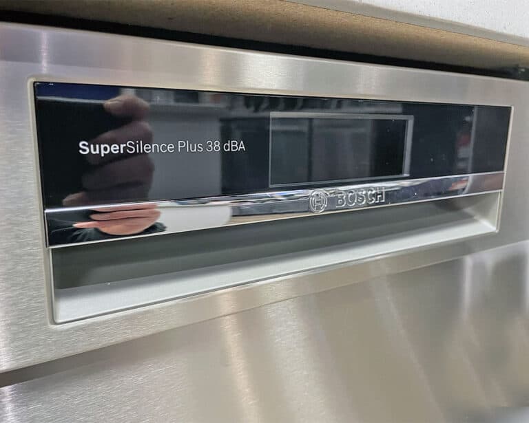 Bosch 800 vs. Benchmark Dishwashers (9 Key Differences)