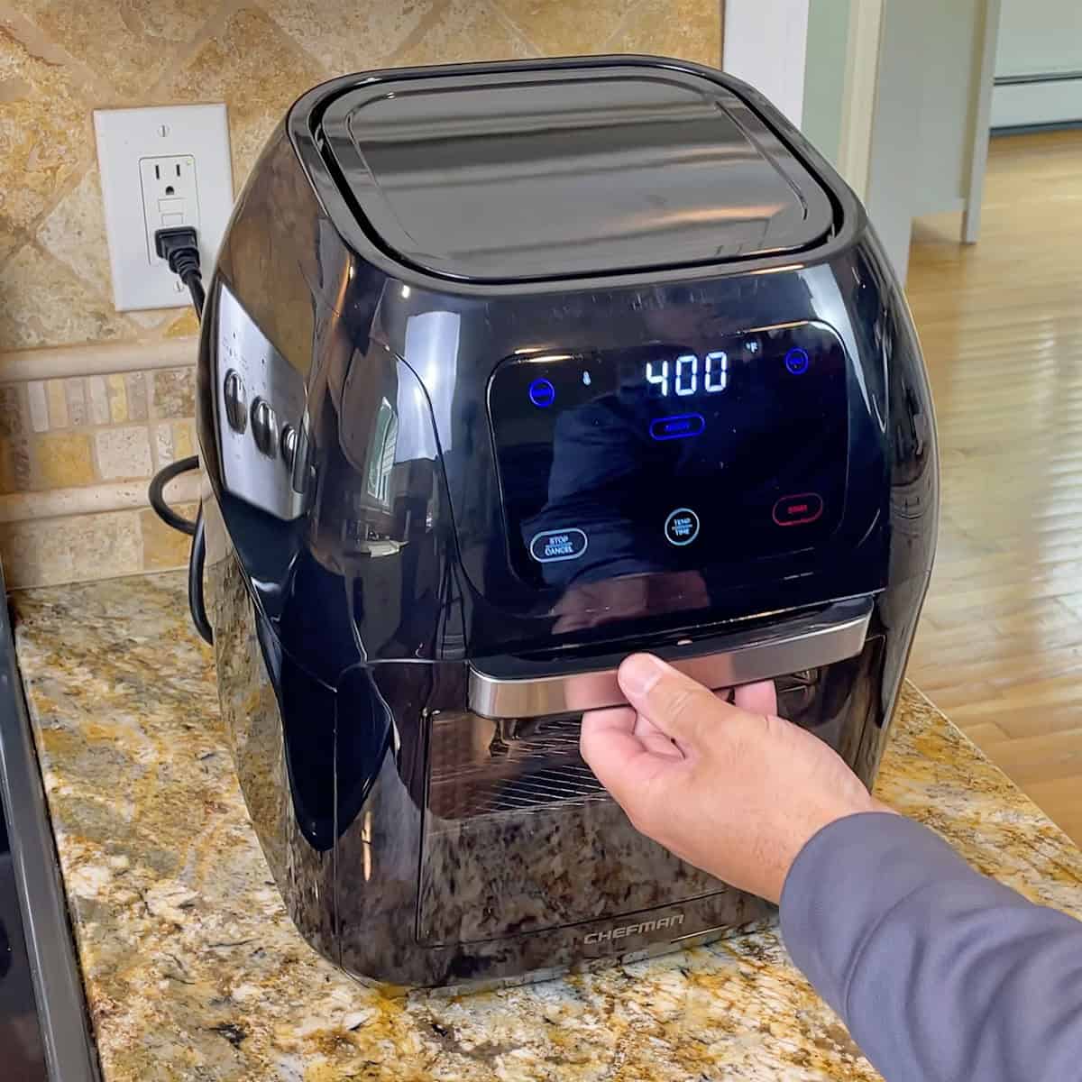 Chefman Multifunctional Air Fryer tipping forward when opening the door