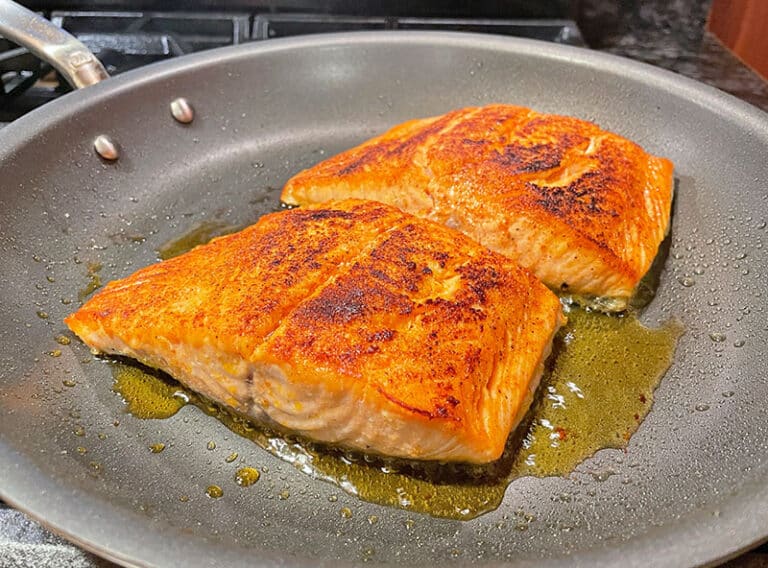 6 Best HexClad Cookware Alternatives (With Comparison Chart)