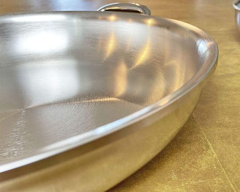 How Frying Pans Are Measured (With Pictures & Examples)
