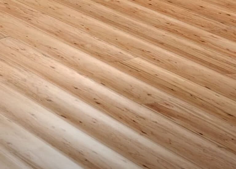 Is It Safe to Clean Hardwood Floors With Vinegar? (Do's and Don'ts)