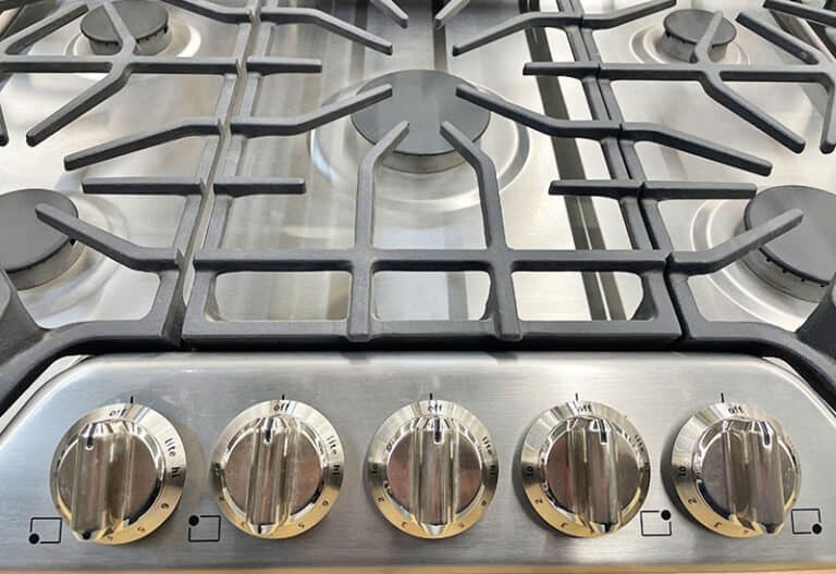 Gas vs. Induction Cooktops (13 Key Differences) Prudent Reviews