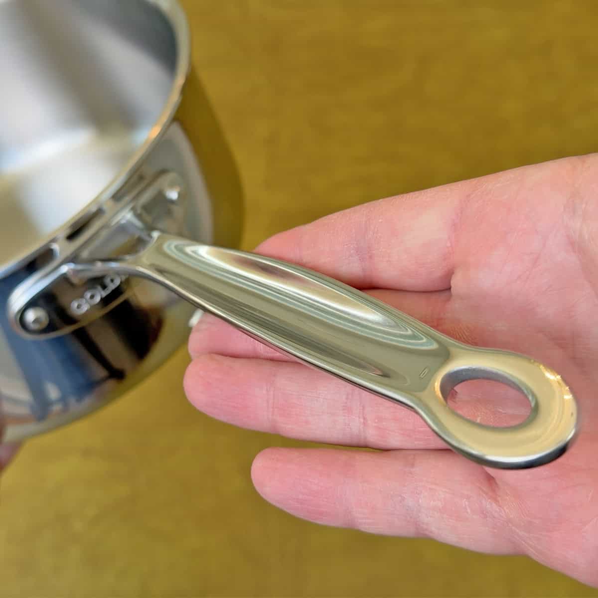 Goldilocks saucepan handle