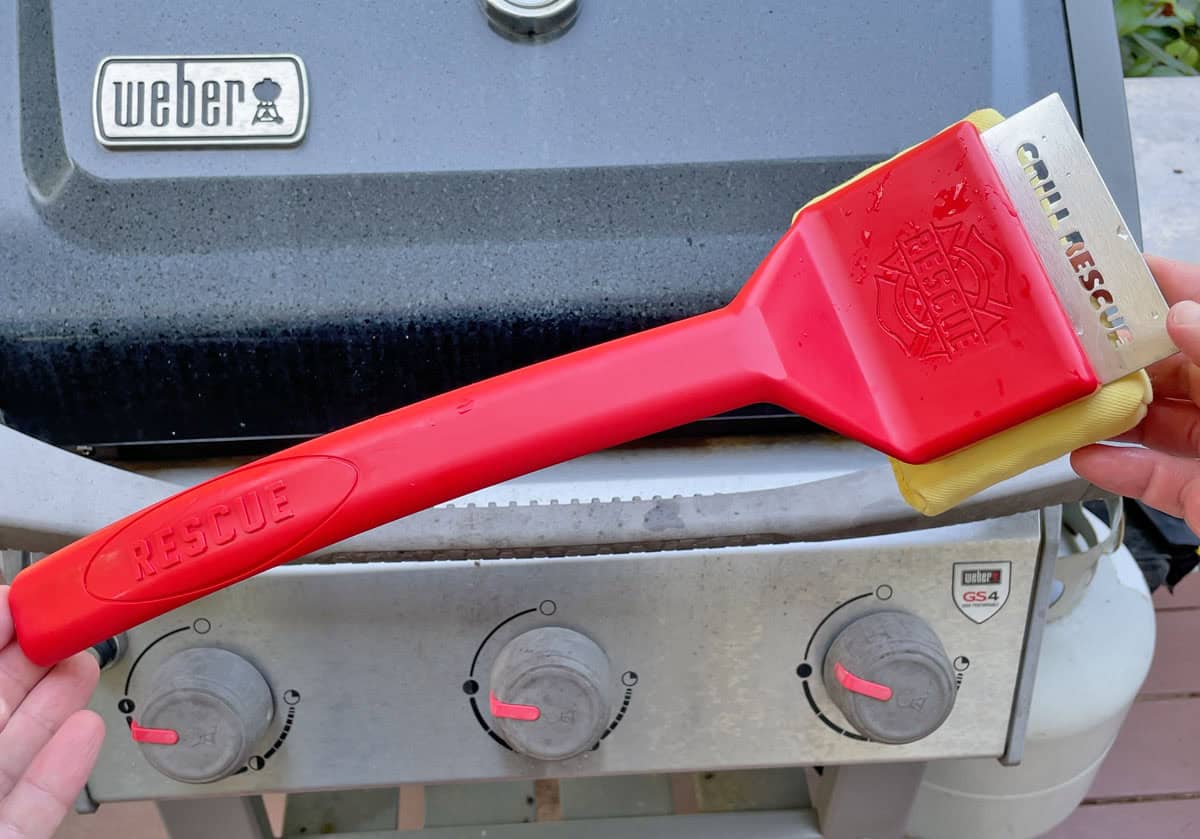 Grill Rescue grill brush with scraper