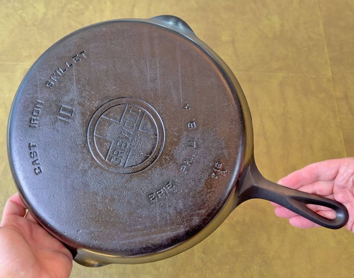 Griswold No 10 cast iron skillet