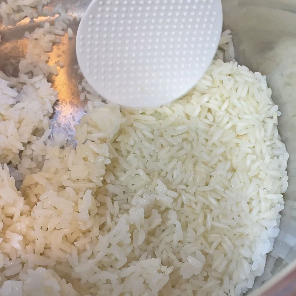 Instant Pot 1 cup white rice results dry on one side too wet on the other