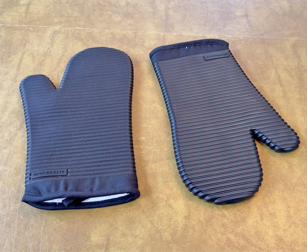 KitchenAid Ribbed Oven Mitts