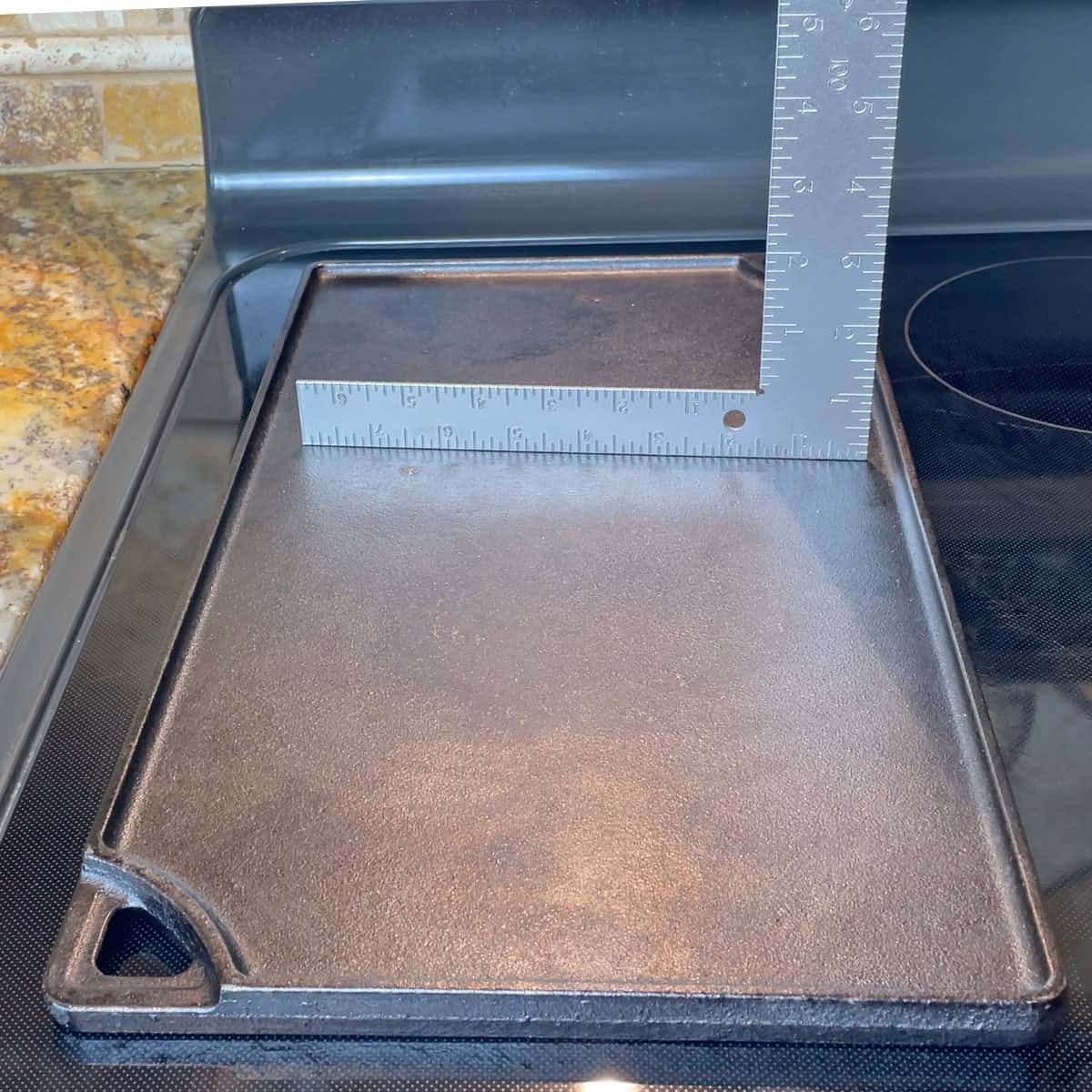 Lodge Cast Iron Griddle no warping