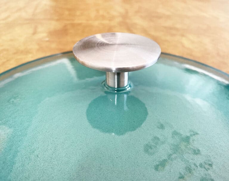 Made In vs. Le Creuset Dutch Ovens (Which Are Better?)