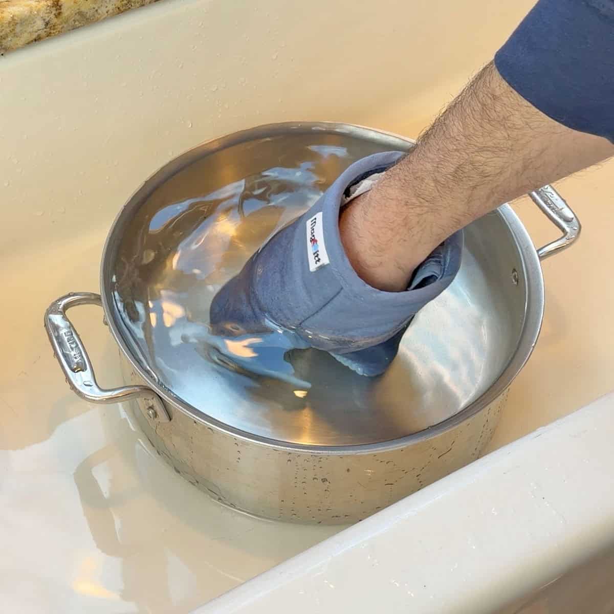 MagMitt waterproof test