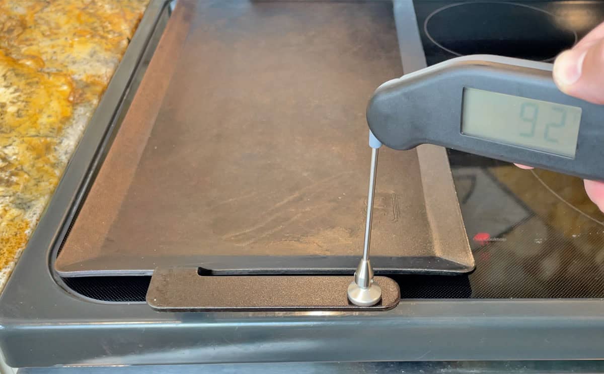 Measuring the temperature of Made In griddle handle after heating for 10 minutes