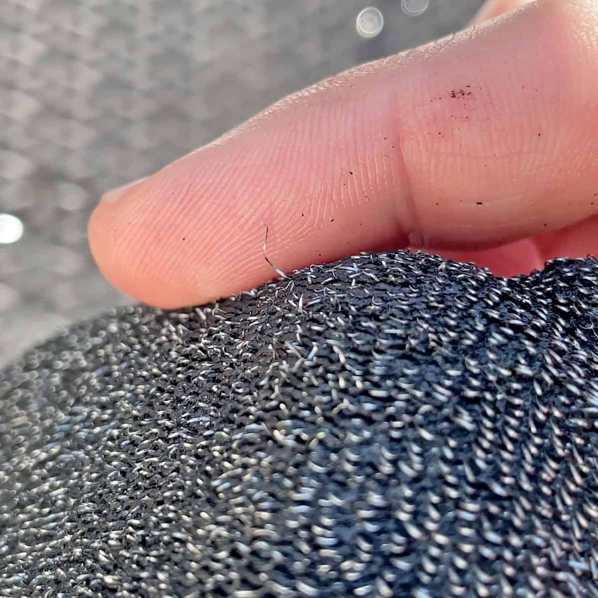 Metal sticking out of BBQ Daddy brush head