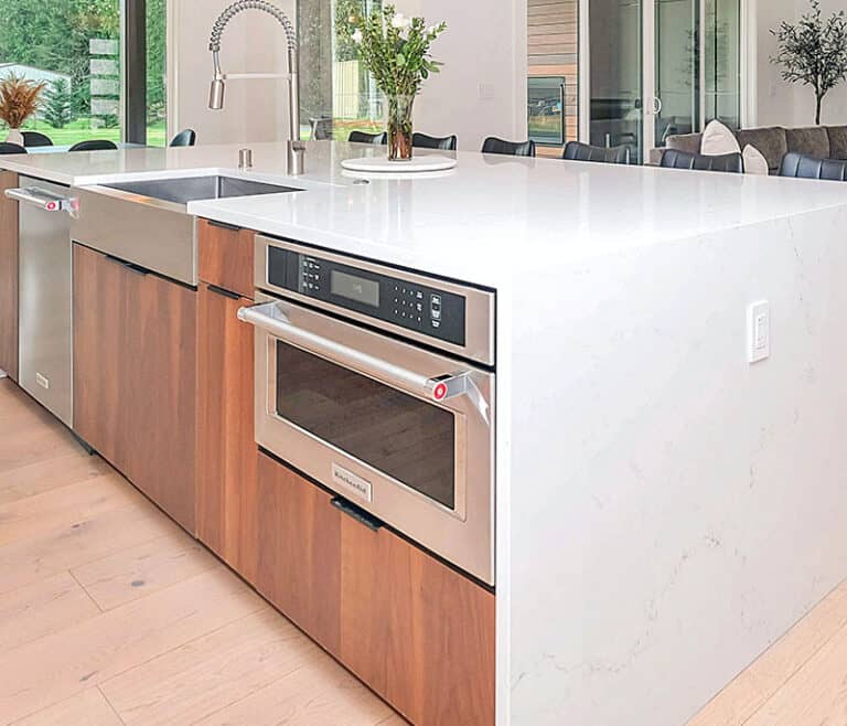 10 Types of Microwaves (Pros & Cons of Each) Prudent Reviews