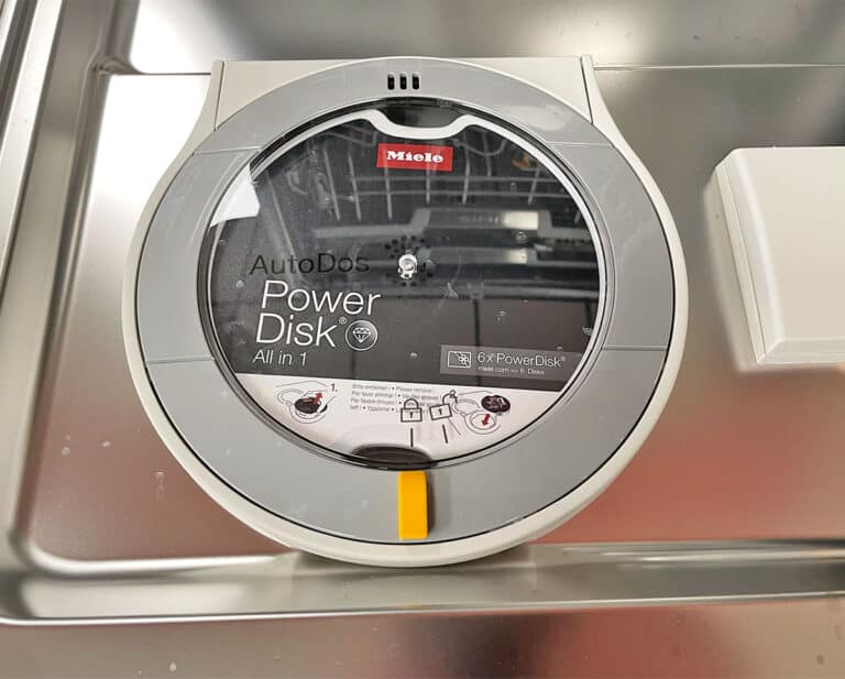 Miele vs. Bosch Dishwashers (8 Key Differences)