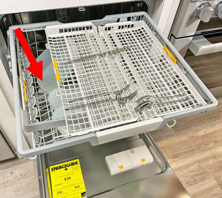Miele vs. Bosch Dishwashers (8 Key Differences)
