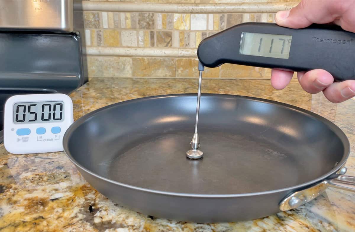 Misen Carbon Nonstick pan heat retention test results after 5 minutes