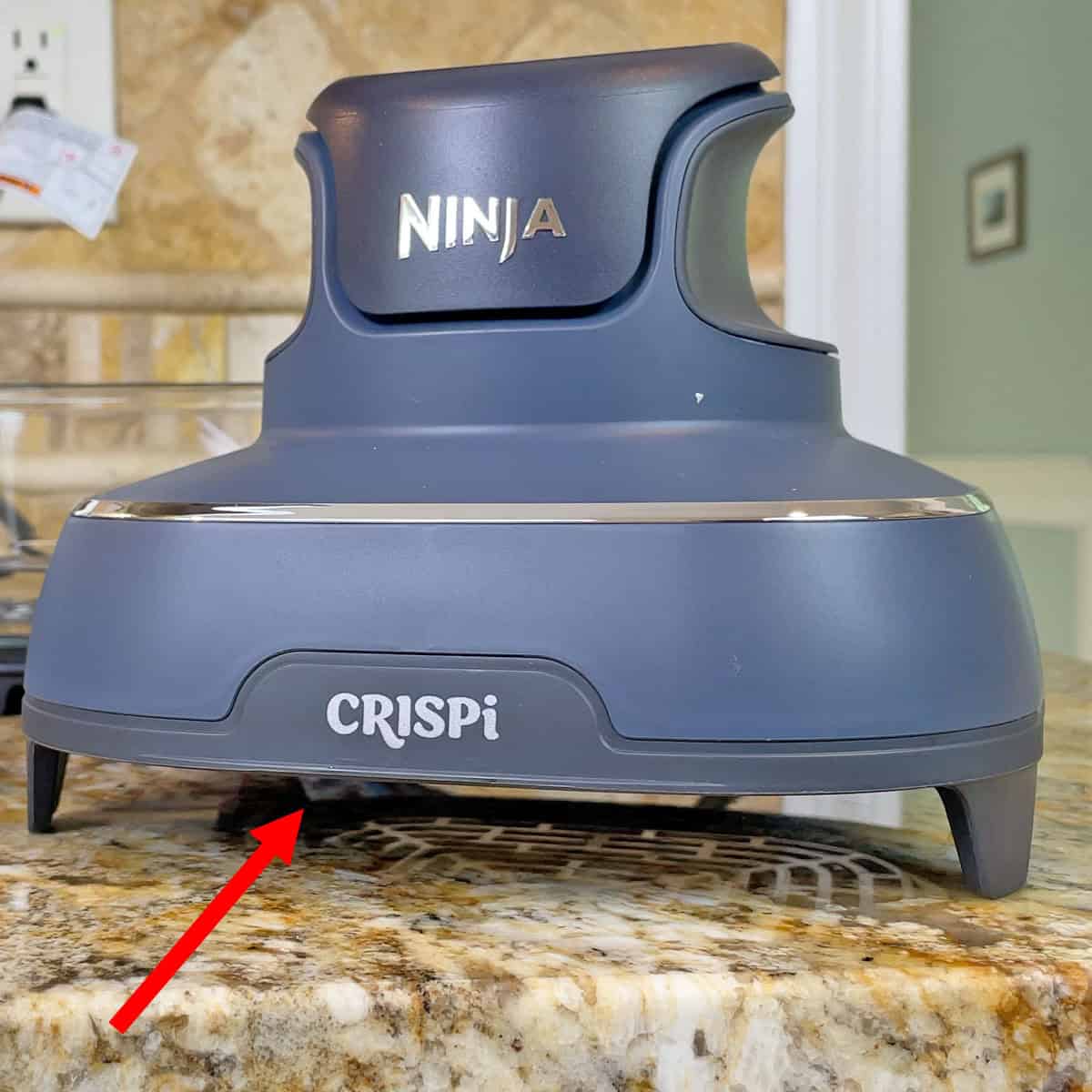 Ninja Crispi hot coils only a couple inches above the counter