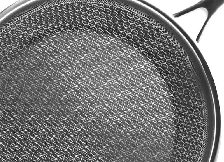 HexClad vs. Onyx Cookware (What's the Difference?)