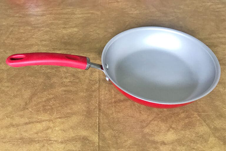 Calphalon vs. Rachael Ray (Which Cookware Is Better?) Prudent Reviews