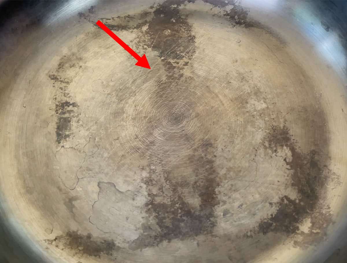 Scuff marks on Anolon EverLast N2 pan from durability tests