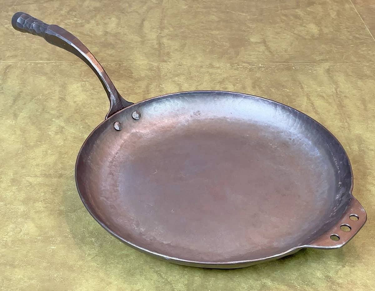Smithey carbon steel skillet