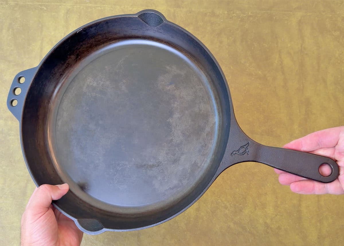 Smithey cast iron skillet