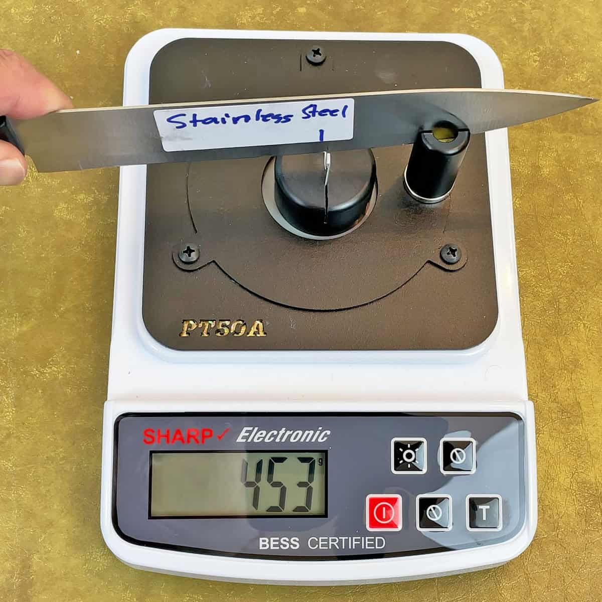 Stainless steel cutting board knife dulling test results