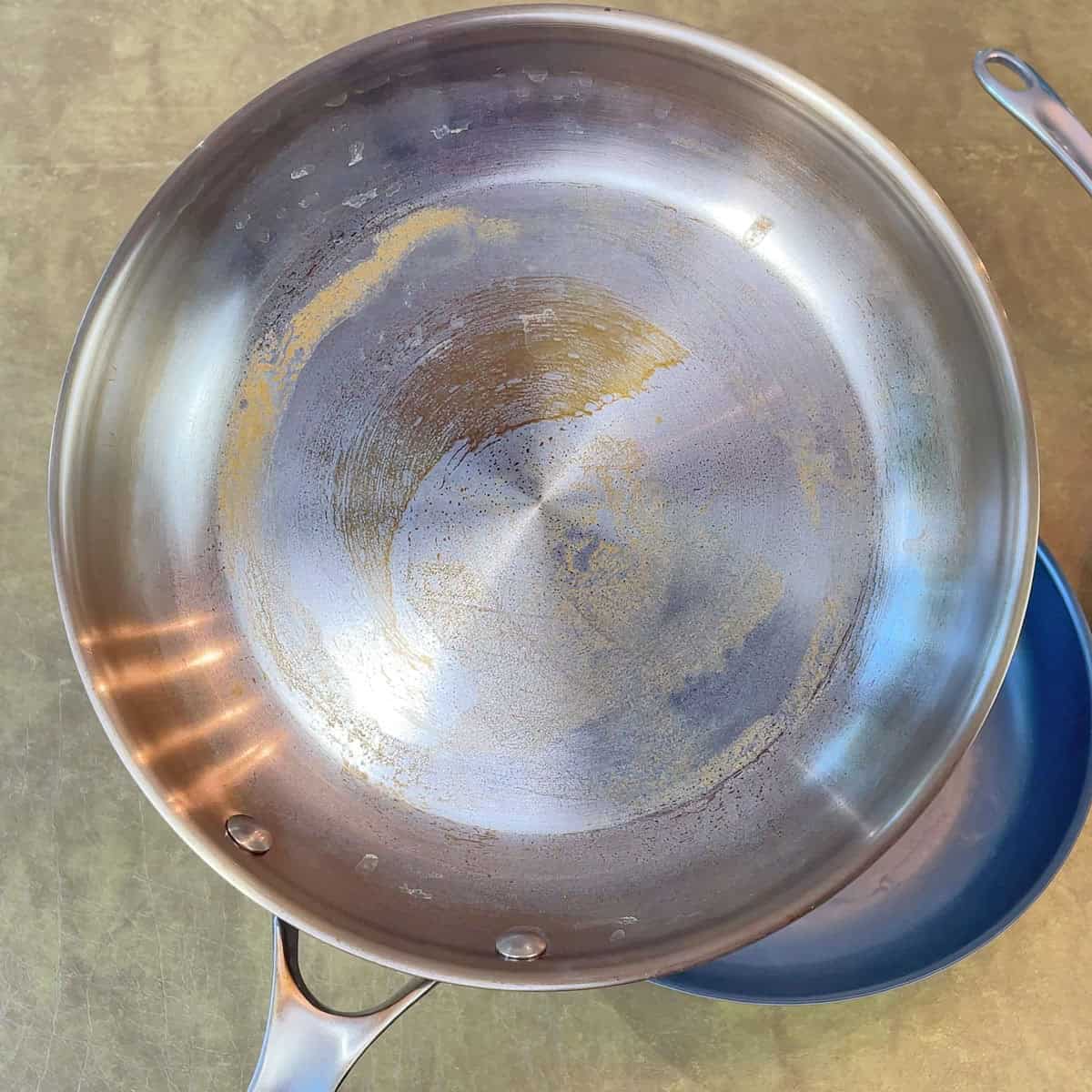 Strata pan rusting after being left wet