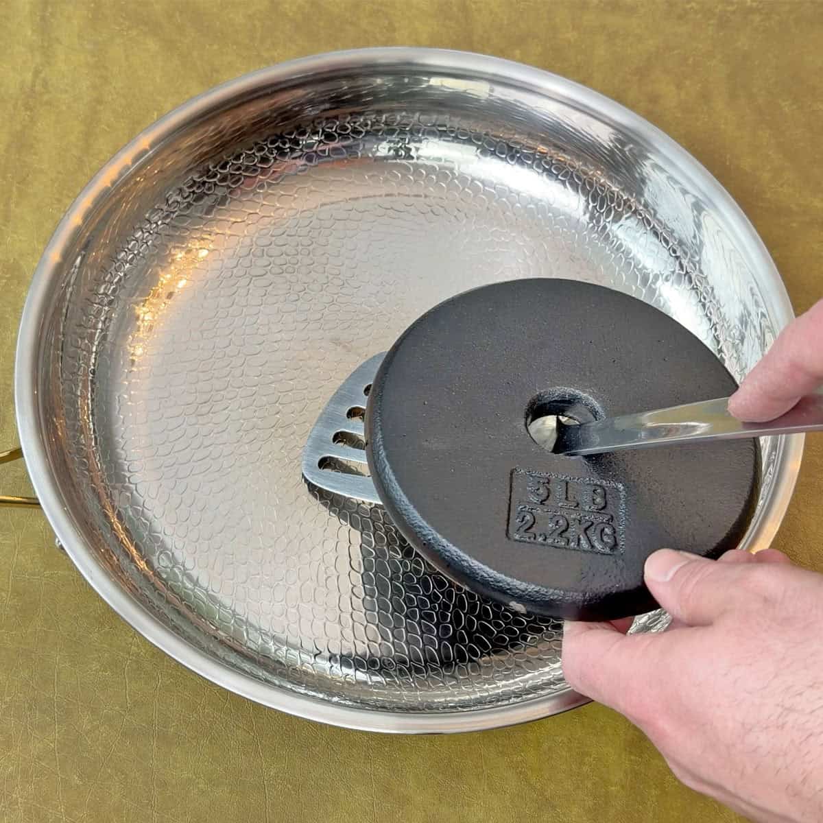 Taima Titanium spatula scratch test