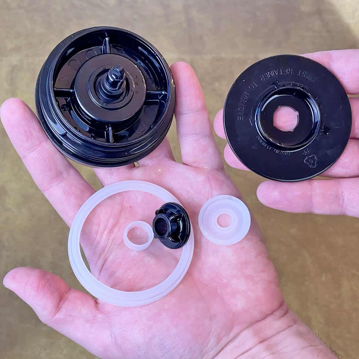 Taking apart Thermos Stainless King mug lid to clean