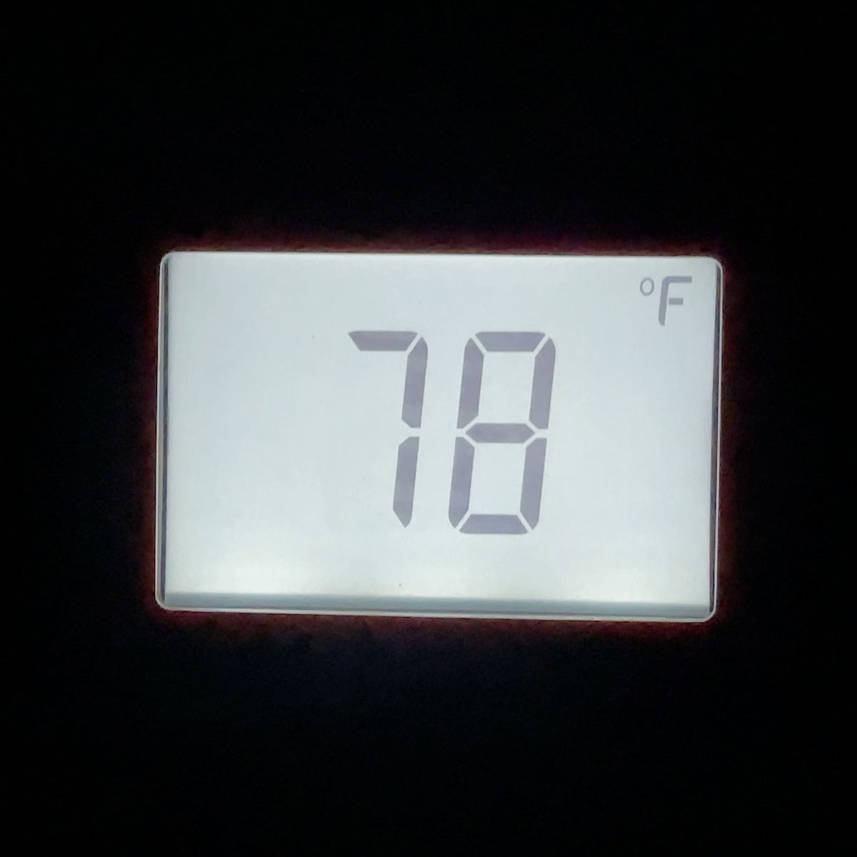 Testing the ThermoWorks Thermapen ONE instant read thermometer backlight