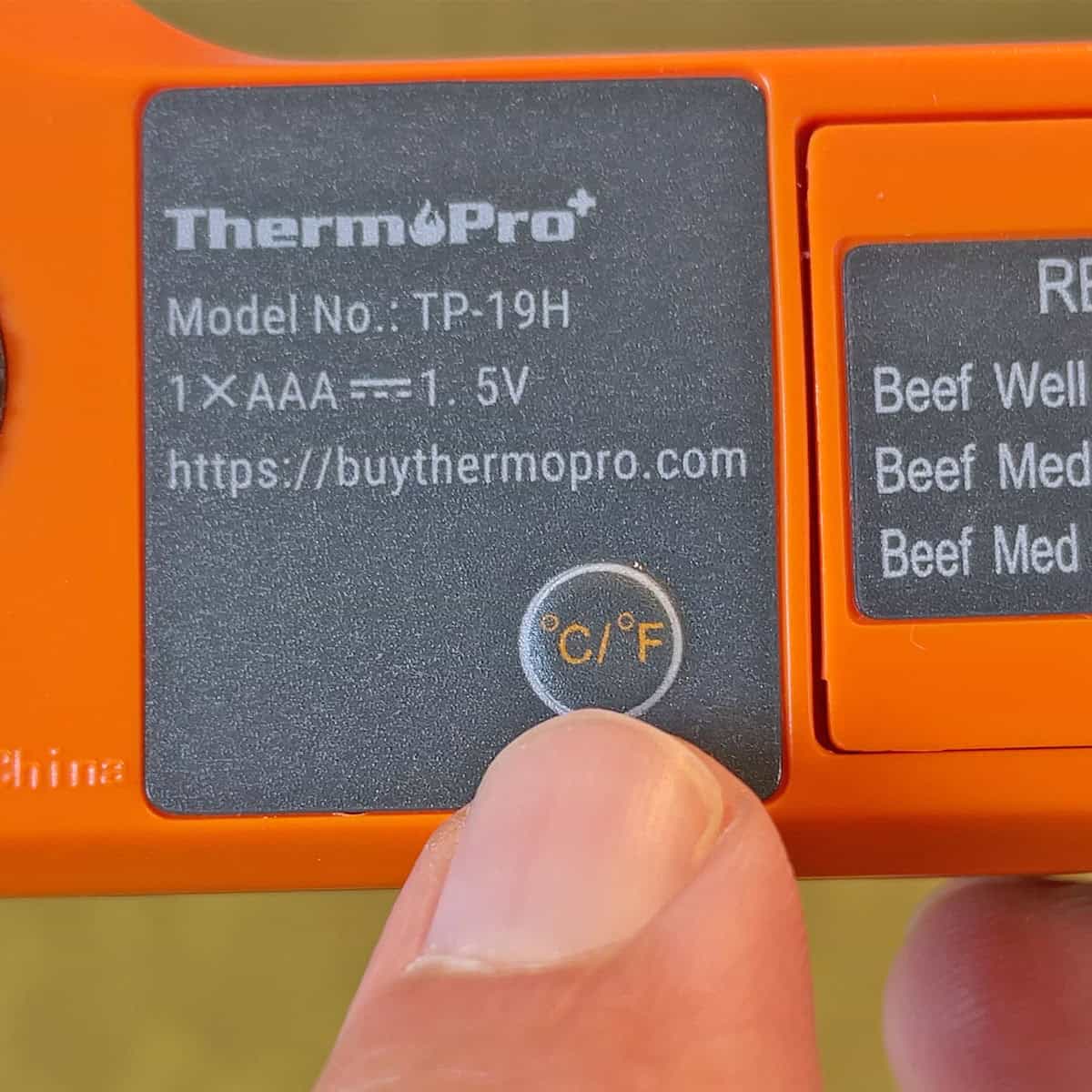 ThermoPro instant read thermometer Celsius to Fahrenheit button