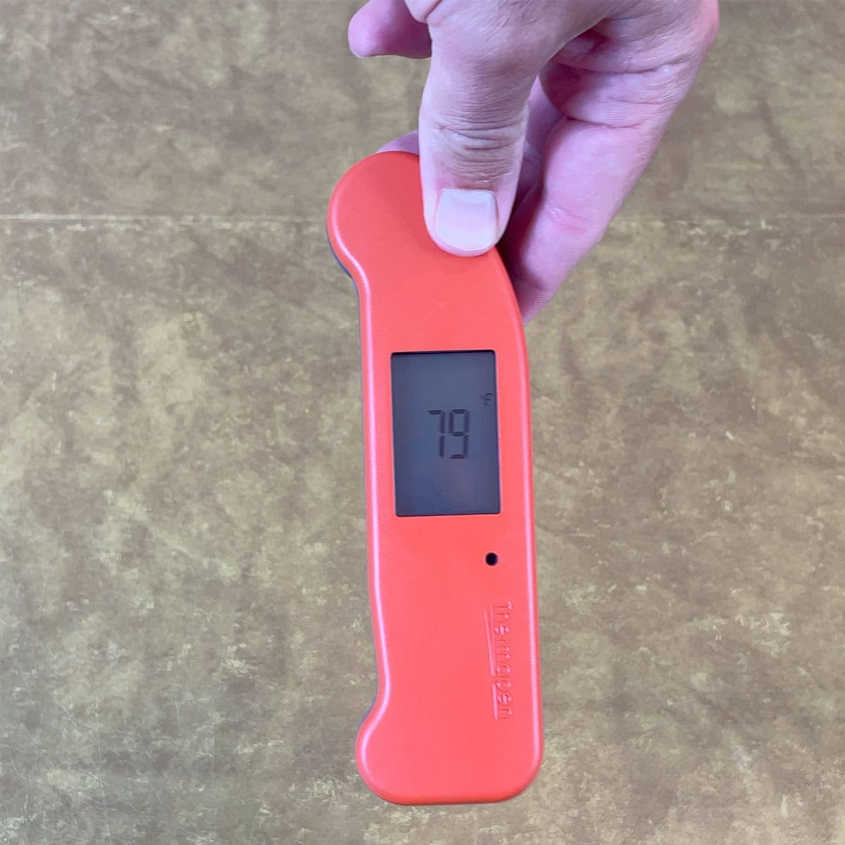 ThermoWorks Thermapen ONE instant read thermometer rotating screen with probe up