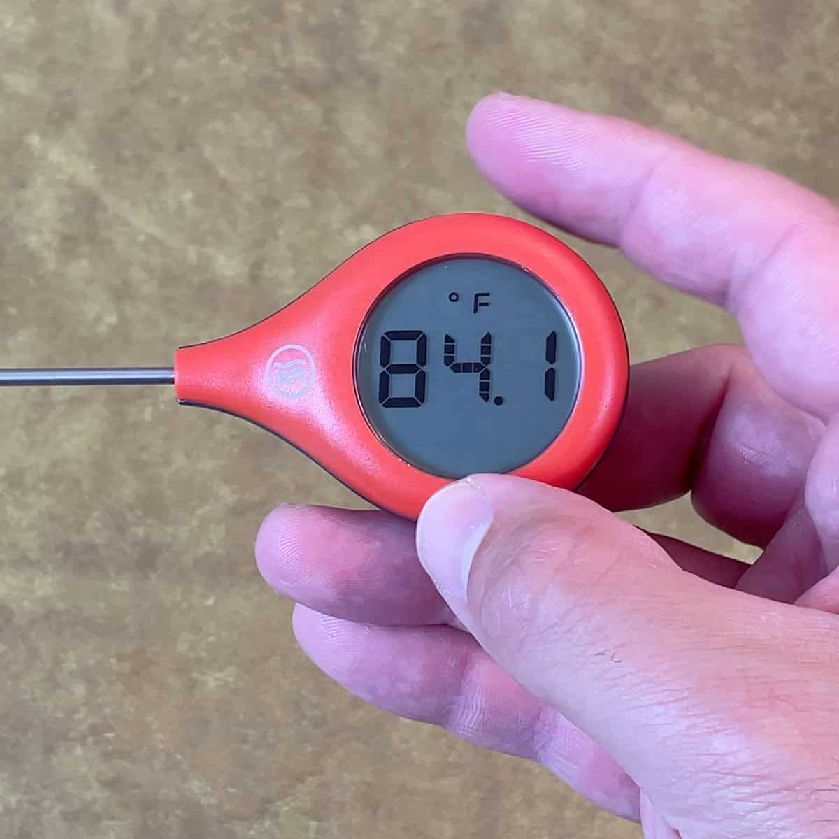 ThermoWorks ThermoPop 2 instant read thermometer rotating screen with probe left