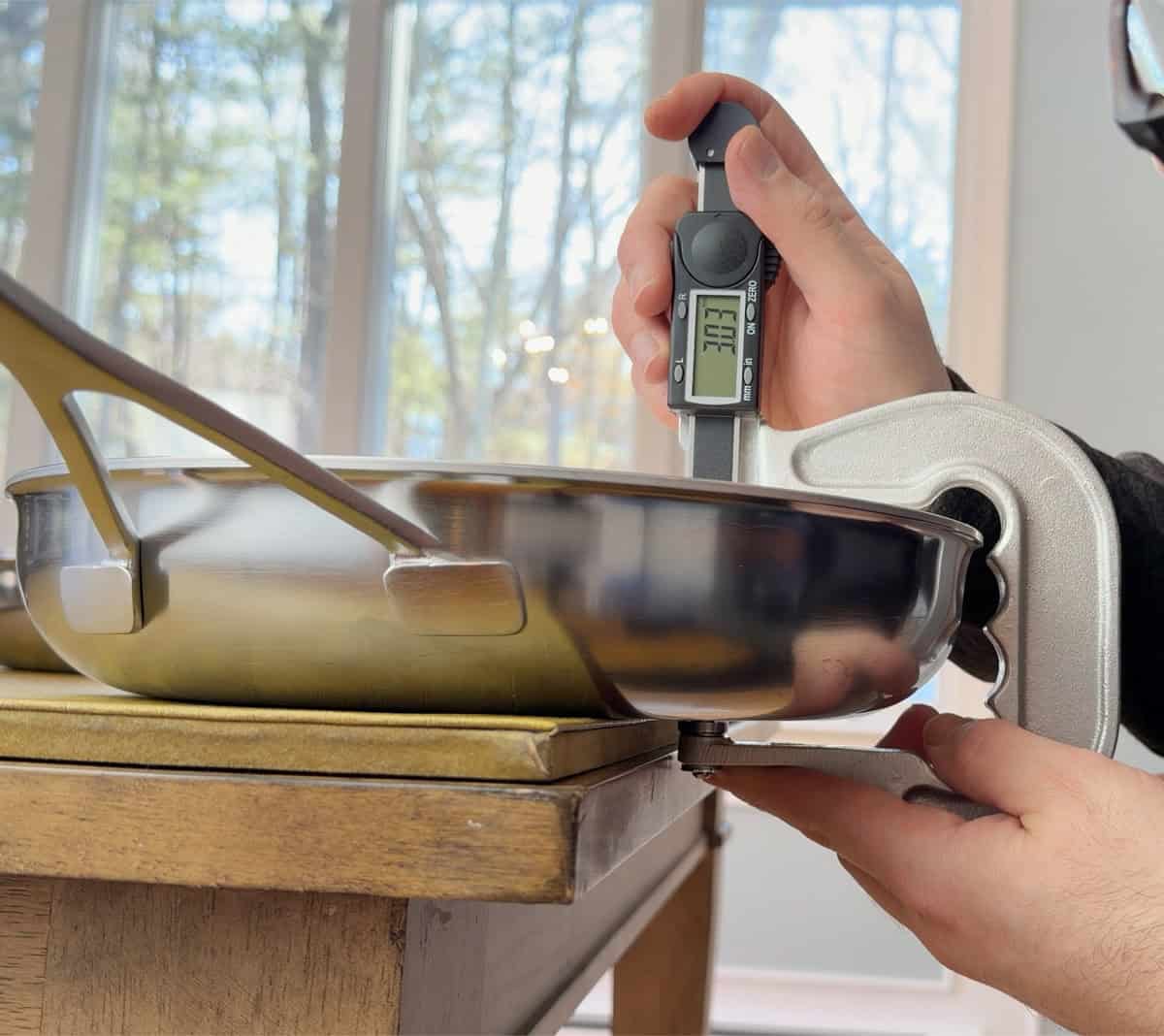 Thickness of Demeyere Industry Frying Pan